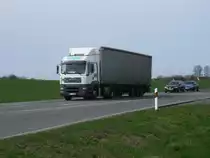 MAN-Sattelzug unterwegs am 11.April 2011 bei Bergen/R�gen.