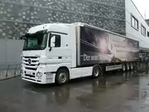 Mercedes Actros 1860 Sattelschlepper vor dem Verkehrshaus in Luzern am 19.03.2011