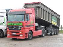 Mercedes-LKW im Industriegelnde von Bergen/Rgen am 12.04.2008