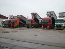 Mercedes und DAF LKW Parade im Industriegelnde von Bergen/Rgen am 11.04.2008