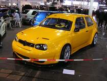 VW Golf IV Foto: 27.03.11, Carstyling Tuning Show Budapest.