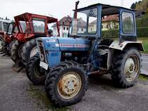 FORD-3000 wurde gegen einen neuen Traktor  eingetauscht ;101023