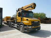 Scania T420 Satelleschlepper in Bellach am 10.04.2011