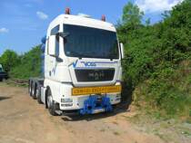 Ein MAN LKW am Saarbrcker Rmerkastel. Das Foto habe ich am 22.04.2011 gemacht.