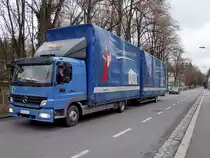 ATEGO-824 macht sich nach Zustellung von D�mmstoffen wieder auf den R�ckweg;110401