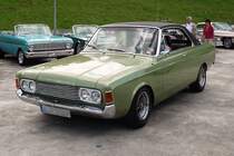 Ein Ford P7 17m kurvte auch ber die US-Car-Show in Grefrath im August 2010.