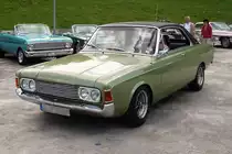 Ein Ford P7 17m kurvte auch �ber die US-Car-Show in Grefrath im August 2010.