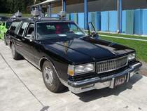 Ein Chevrolet Caprice Station Wagon der dritten Baureihe, aus den spten 1980er Jahren, im Stile eines Leichenwagens auf der US-Car-Show in Grefrath im August 2010.