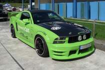 Ein aktueller Ford Mustang, umgebaut auf Autogas, auf der US-Car-Show in Grefrath im August 2010.