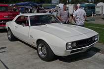 Ein Chevrolet Camaro der ersten Baureihe, gebaut ab 1967, auf der US-Car-Show in Grefrath im August 2010.