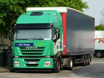Iveco Stralis 450 der Jost Group verbringt das Osterwochenende auf der Rastanlage Frankenhhe an der A6 Heilbronn-Nrnberg. 24.04.2011