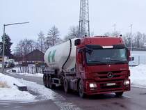ACTROS-1848 aus Tschechien tourt auf Winterlichen Straen in Obersterreich;101228