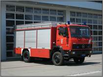 Dieses Feuerwehrfahrzeug habe ich am 21.07.2010 vor einer Feuerwache in Frutigen/Schweiz fotografiert.