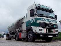 VOLVO FH12-460 mit Zement-Siloauflieger;110513