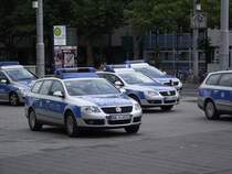 Drei VW Passat der Polizei am 14.05.11 in Mannheim 
