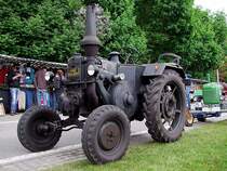 LANZ-BULLDOG D3506 hat 20PS, und nimmt anlsslich des St.Martiner Kirtages an einer Oldtimeraustellung teil;110501