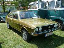 VW Passat ist ausgestellt in Fulda-Edelzell anl. Oldtimerausstellung, Mai 2011