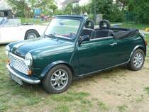 Mini steht bei der Oldtimerausstellung in Fulda-Edelzell am 15.05.2011