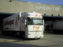 DAF XF 105 von Lohberger Transporte in Spanien am 18.4.2011.