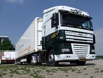 DAF XF105.460 von euser auf der Transport-Logistic2011;110513