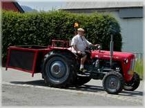 Schn restaurierter Massey-Ferguson 35, aufgenommen am 21.05.2011.