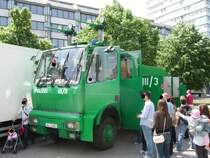 Ein Mercedes Benz 9000 Liter Wasserwerfer der Polizei Hessen am 28.05.11