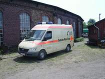 Ein Mercedes Benz Sprinter des DRK in Darmstadt am 04.06.11