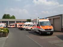 Die Flotte des DRK Maintal am 05.06.11 