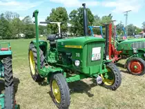 John Deere - Lanz 310 gesehen bei der Oldtimerausstellung in Kleinl�der, Mai 2011