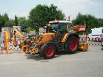 Ein Fendt Traktor des Betriebshofes Maintal am 05.06.11