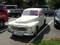 Ein alter Volvo PV 444 in Vogelsberg am 12.06.11