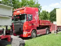Ein Scania Schwertransporter in Nidda am 12.06.11