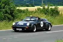 Porsche 911 Jungtimer bei einer  Jungtimer-Rundfahrt  in der Eifel - 04.06.2011