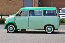 Lloyd 600 Oldie (man beachte die Sitzposition der Insassen...am 2. Fenster!) in Odendorf - 07.05.2011