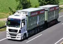 MAN TGX 18.440 K�hlzug auf der A61 bei Weilerswist - 25.05.2011