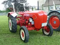 Porsche Super steht anl. Oldtimerausstellung in Uttrichshausen, Juni 2011