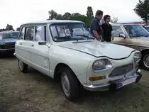 Kombi Citro�n Ami 8 aus Berlin bei der Oldtimer-Show in Paaren/Glien am 12.06.2011
