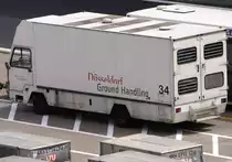 Gep�ckf�rderer  34 , DUS-Ground Handling, EDDL-DUS, D�sseldorf, 22.05.2008, Germany 

