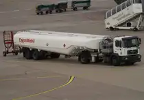 Tankfahrzeug  88  ~  ExxonMobil , EDDL-DUS, D�sseldorf, 22.05.2008, Germany 

