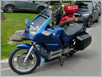 BMW Motorrad abgestellt am Wegesrand. 02.07.2011