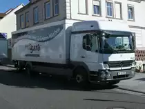 Am 05.Juli 2011,stand dieser Berliner Mercedes-Kasten-LKW im Stadtgebiet von Bergen/R�gen.