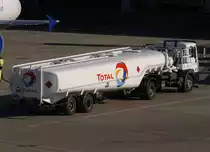 Tankfahrzeug  41  ~  Total , EDDL-DUS, D�sseldorf, 09.02.2008, Germany 


