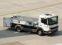 Wasserwagen (Entsorgung)  9 , DUS-Ground Handling, EDDL-DUS, Dsseldorf, 29.04.2011, Germany 

