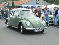 Brezel-K�fer besucht die Oldtimerausstellung der  Alten Zylinder  in Hilders, Juni 2011