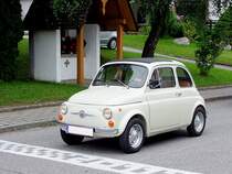 FIAT-500L; 17PS; Baujahr1969 am Start zu einer Oldtimerrundfahrt;110703