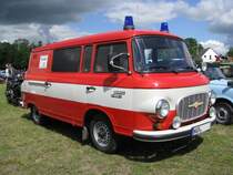 Kombi Barkas B 1000-1 fr die FEUERWEHR aus dem landkreis Nordvorpommern beim Oldtimer-Treffen, anllich des Mhlenfestes in Gnoien am 25.06.2011
