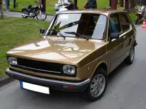 Fiat 127 der 2´ten Serie. 1977 - 1981. Die zweite Generation des seit 1971 gebauten 127, stand ab Juni 1977 bei den H�ndlern. Die 4-Zylinderreihenmotoren waren mit 0.9 und 1.05l Hubraum lieferbar. Oldtimertreffen Kokerei Zollverein 03.07.2011.