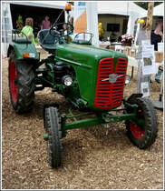 Ohne weitere Angaben stand dieser Hela Diesel auf dem Gelnde whrend der Landmachinenschau am 02.07.2011 in Ettelbrck zu bestaunen.
