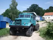 Kraz 255B als Muldenkipper in Neuderben/Elbe im Juli 2011.