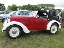 Cabriolet DKW-AutoUnion F 5, C 600 aus dem Landkreis G�strow beim Oldtimer-Treffen, anl��lich des M�hlenfestes in Gnoien am 25.06.2011
